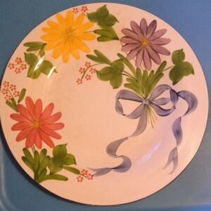 Floral Ceramic Plate with Ribbon Design